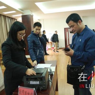 白条兑现商家 白条兑现商家的故事与解析